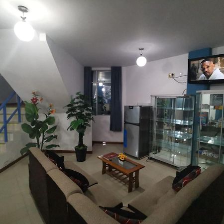 Hostal Puerto Ingles Ilo Eksteriør bilde